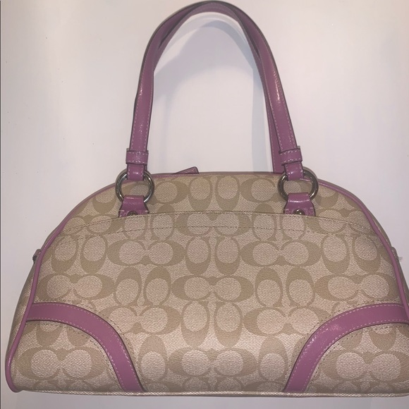 Classic Coach Purse - Picture 3 of 5